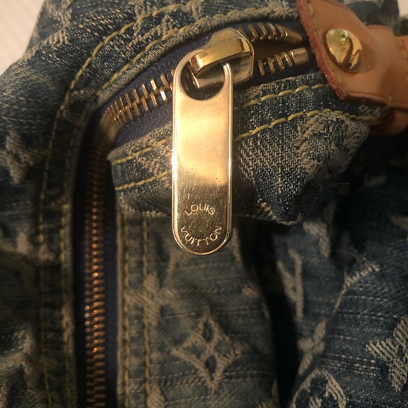 SOLD—DENIM Louis Vuitton shoulder bag - Picture 13 of 16